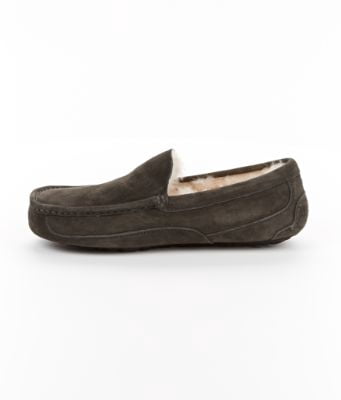 UGG Men's Ascot Suede Slippers